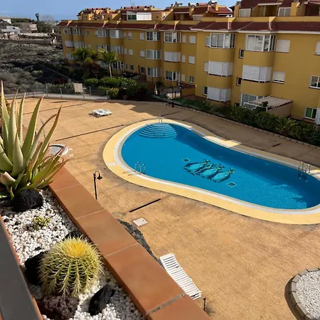 Tenerife Playa La Arena Puerto de Santiago (Tenerife)